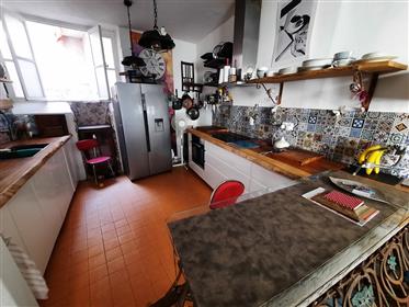 Beautiful character house with 125 m² of living space, 3 bedrooms, in the heart of the village.