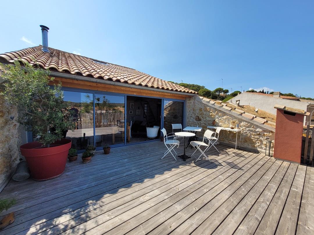 Renovated Former Winegrower's House, Offering Many Possibilities With Its 235 M2 Of Living Space, Ga