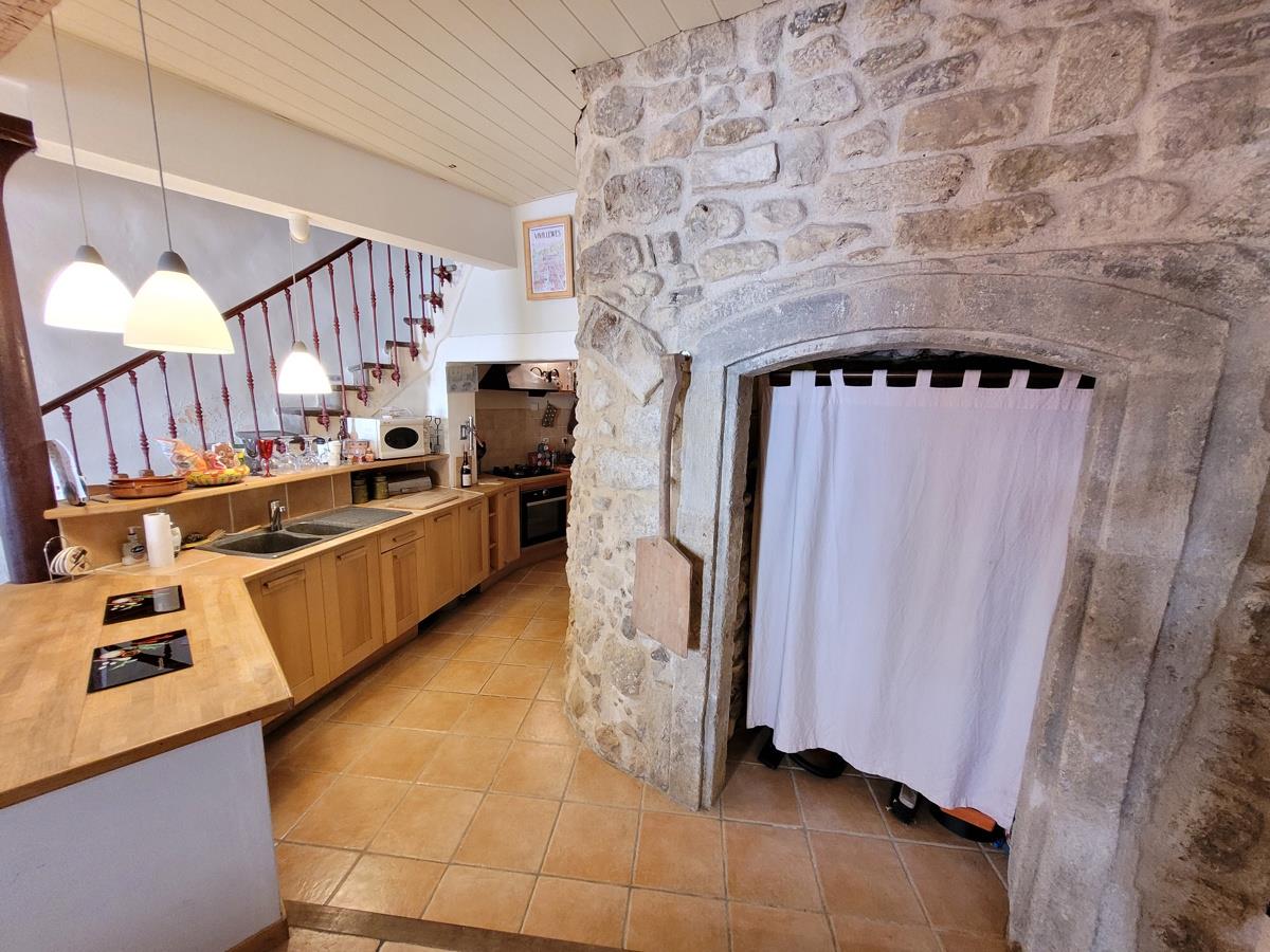 Beautiful Character House With 166 M2 Of Living Space In The Heart Of A Charming Village.