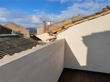 Comfortable and cosy village house with 130 m² of living space with 2 roof terraces.