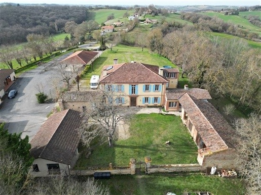 Super Toulousain Manor in hilltop hamlet, 40 mins Toulouse Airport