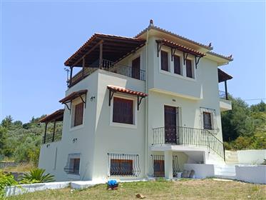 Villa 150 sqm in Lafkos Pelion