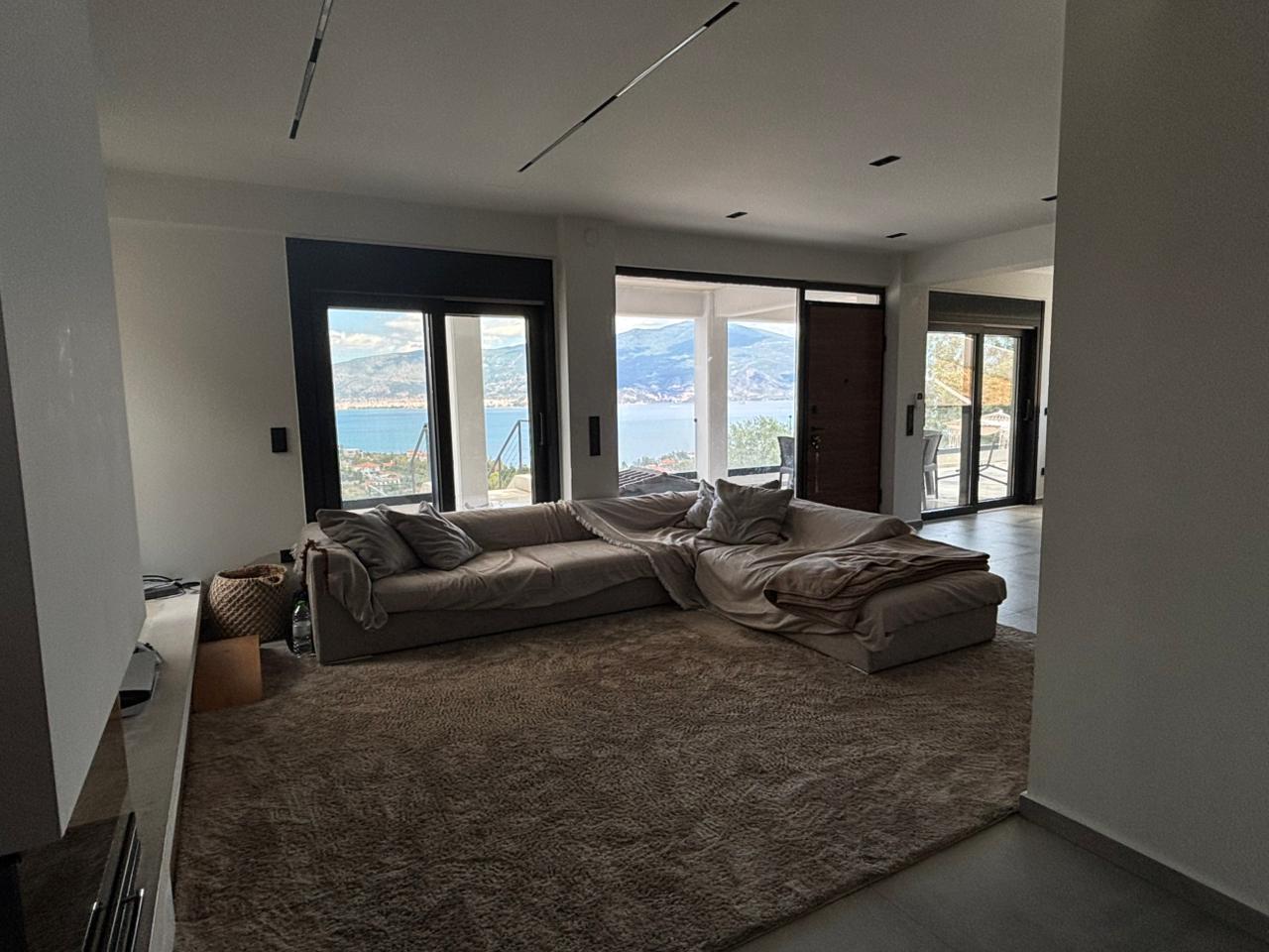 Villa 355 sqm with sea view in Agios Stefanos Volos