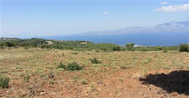 קרקע למכירה בקלאמוס, צפון מזרח אטיקה, יוון