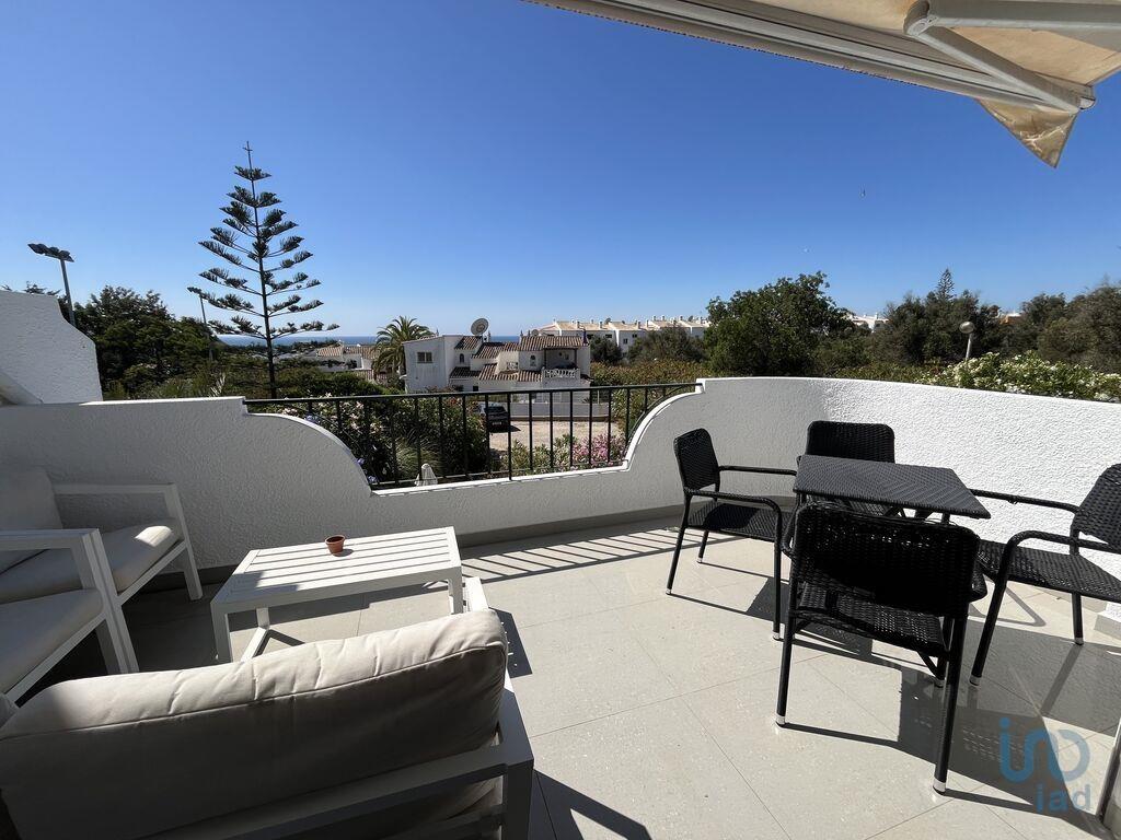 Town House with 2 Rooms in Luz with 108,00 m²