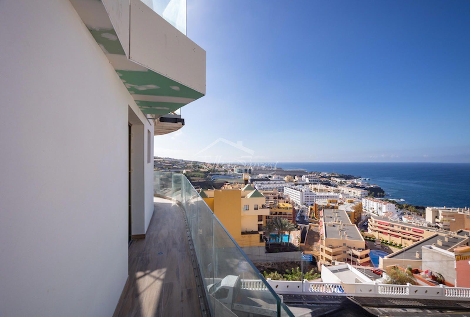 Duplex Penthouse in Puerto Santiago, Tenerife
