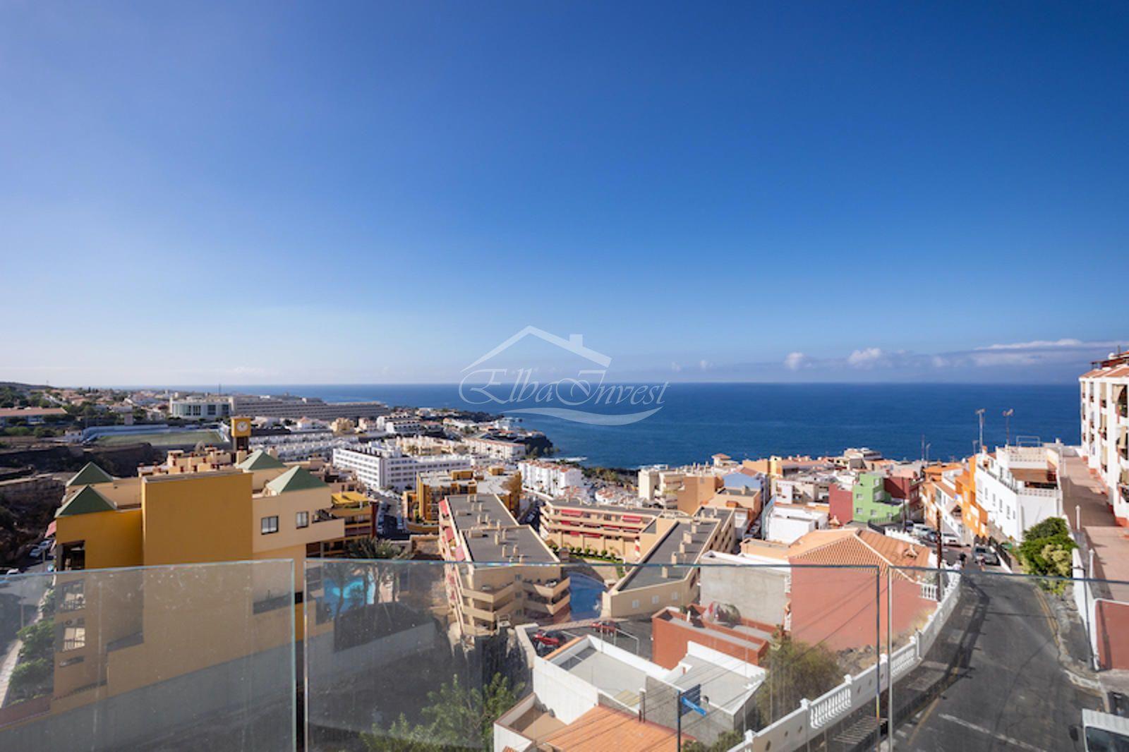 Duplex Penthouse in Puerto Santiago, Tenerife