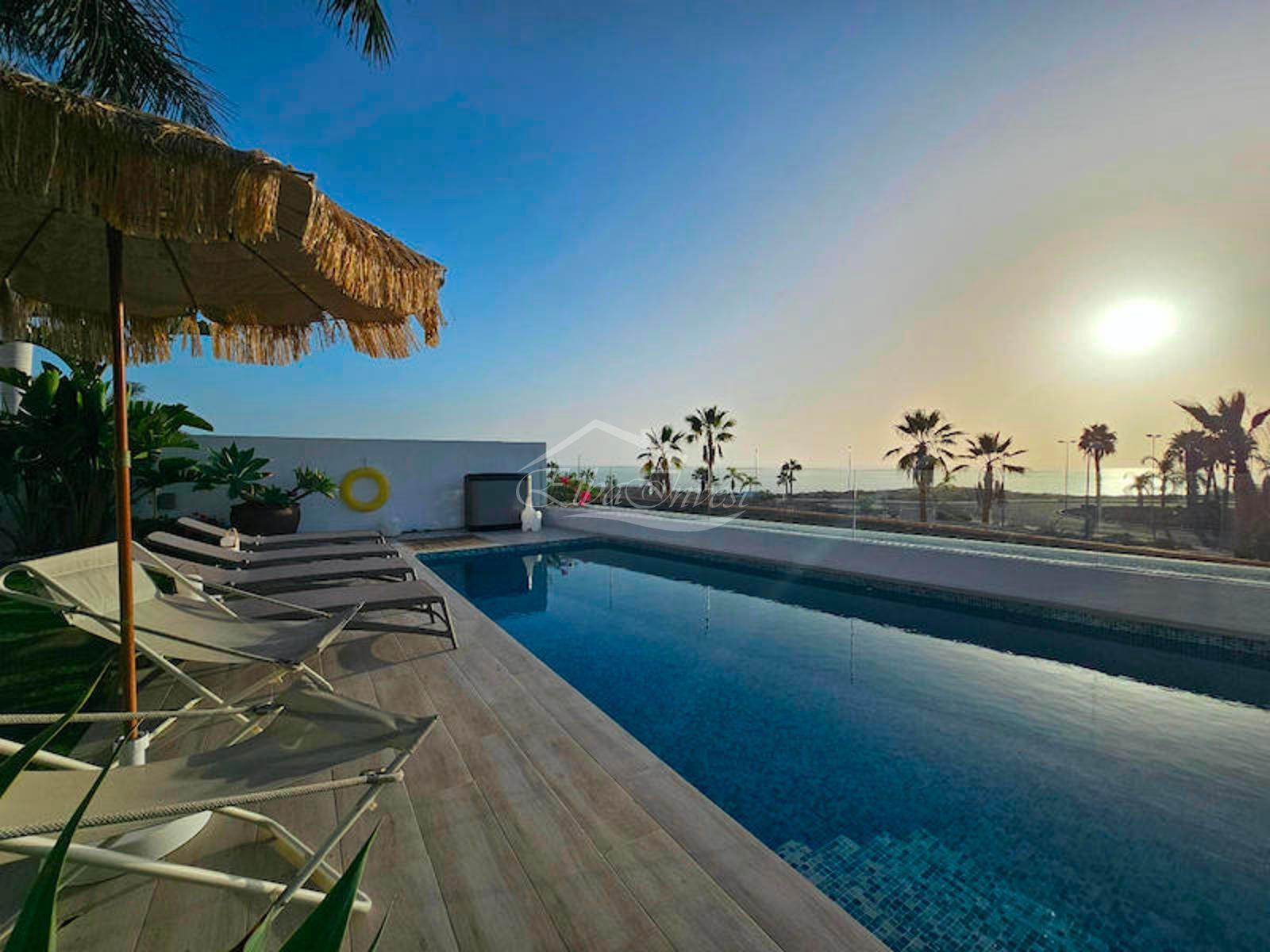 Detached house in La Caleta, Tenerife