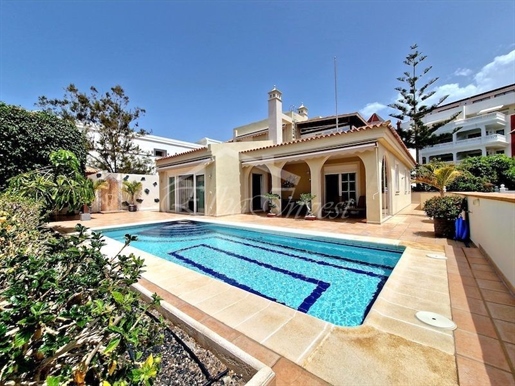 Villa in Playa del Duque, Tenerife