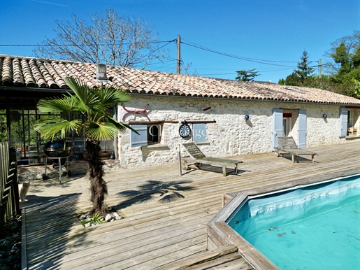 Duras - Beautiful barn to renovate with adjoining gite within walking distance of the village