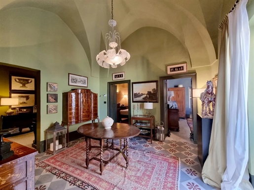 Magnifique appartement de 2 chambres avec terrasse panoramique sur le toit