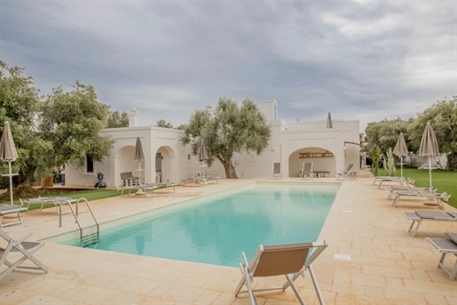 Villa con 5 camere da letto a Fasano, con piscina privata e giardino