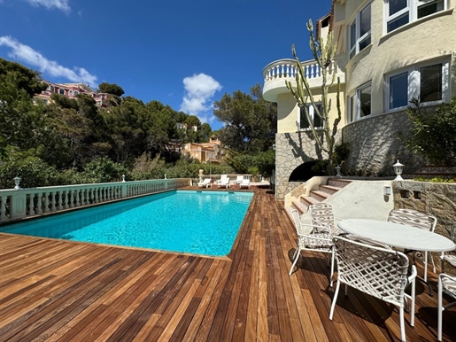 Traditional first-line villa with sea views in Costa de la Calma