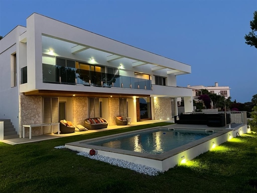 Moderne Luxusvilla in Cala Vinyes
