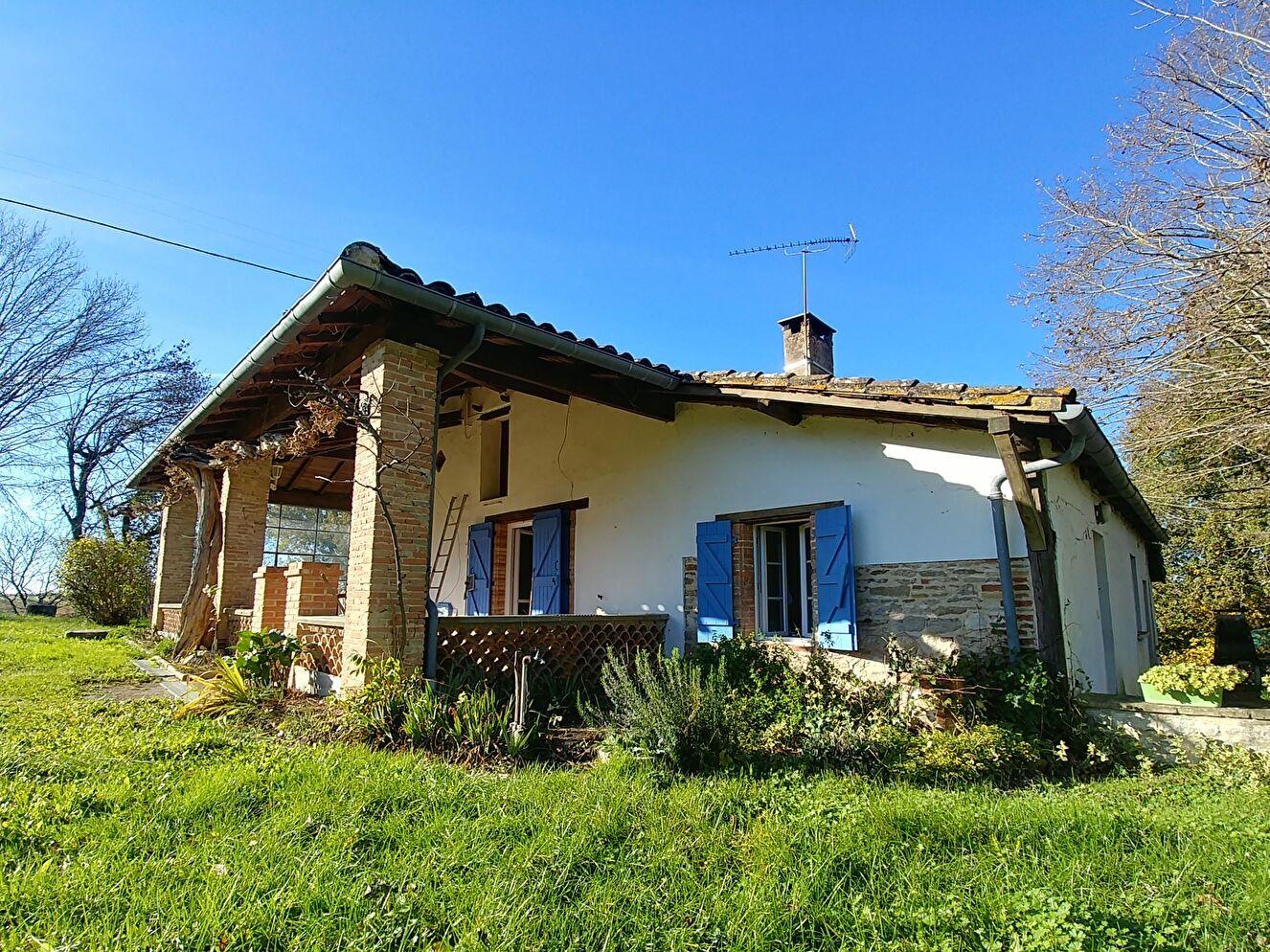 House on the heights of Caussade!