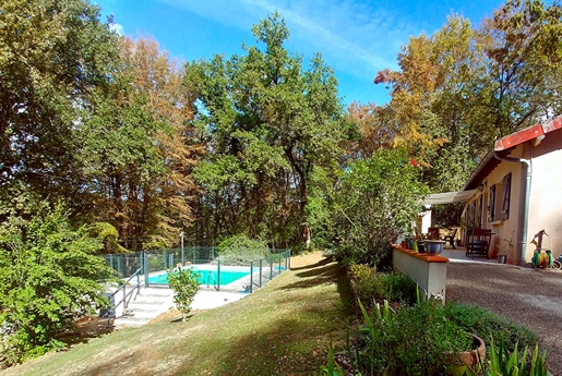 Buccolic setting, 5 bedrooms on the banks of the Aveyron