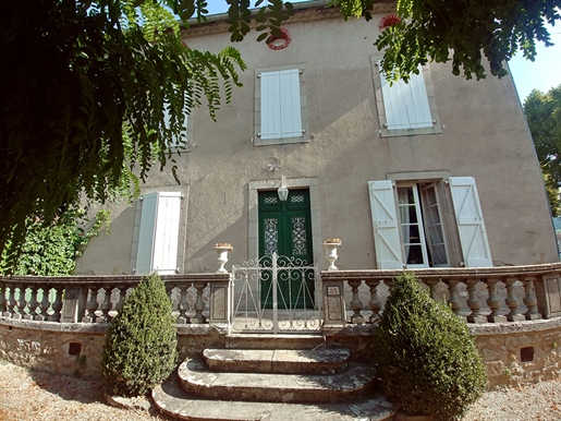 Huis Saint Antonin Noble Val 160 m2
