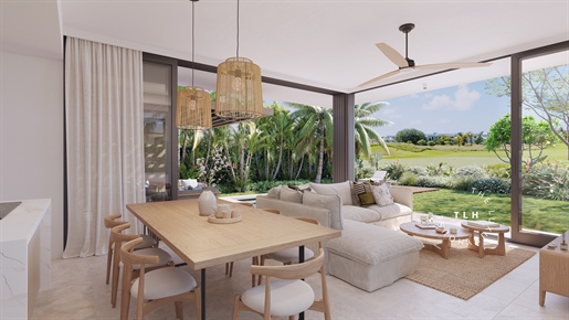 Single storey villa on golf in the north-east of Mauritius.