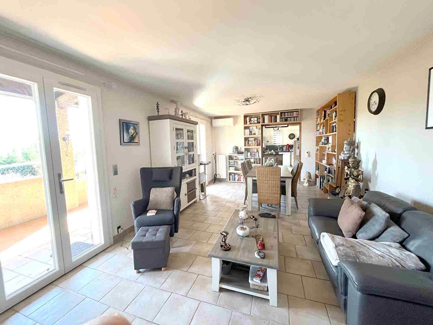 Villa Gargas with gîte and bed and breakfast