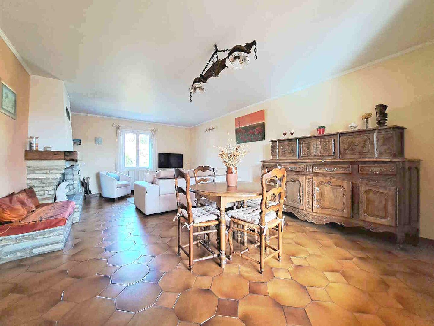 House Gargas 5 room(s) 207m2 with outbuildings and swimming pool