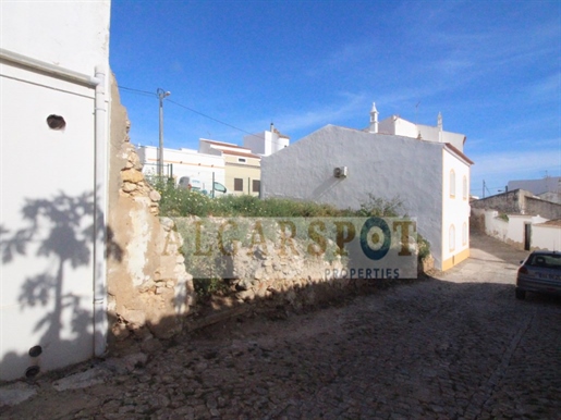 Plot of land located in Alcantarilha with sea views