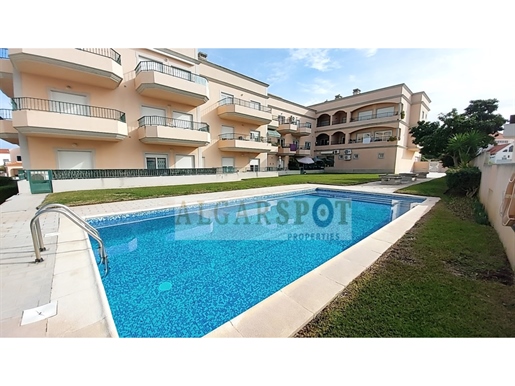 4 Bedroom Apartment converted into 3 for sale in Quarteira