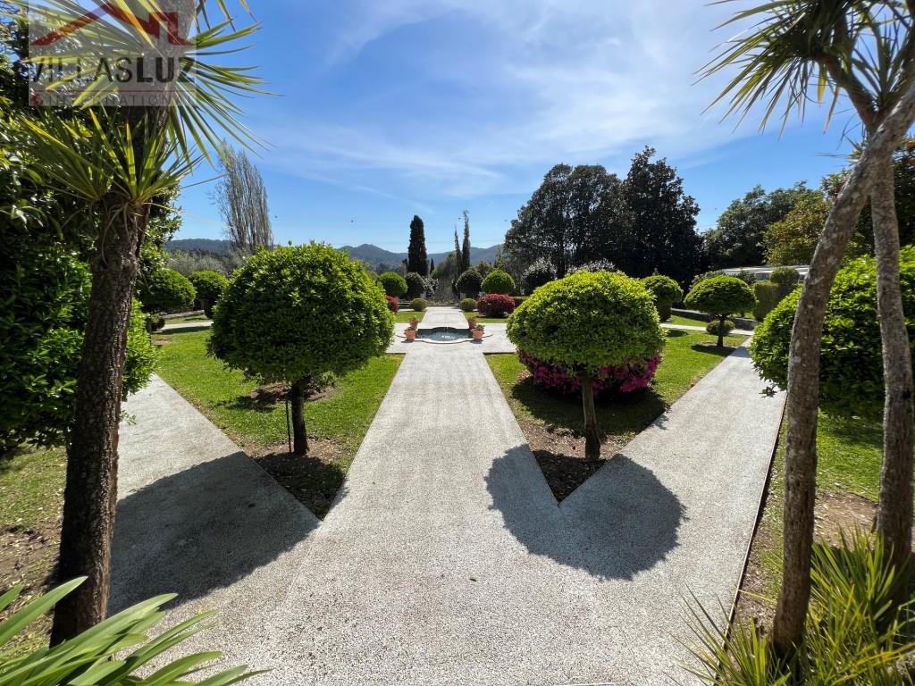 Herrenhaus mit 14 Schlafzimmern in Nordportugal mit 2 ha Weinberg