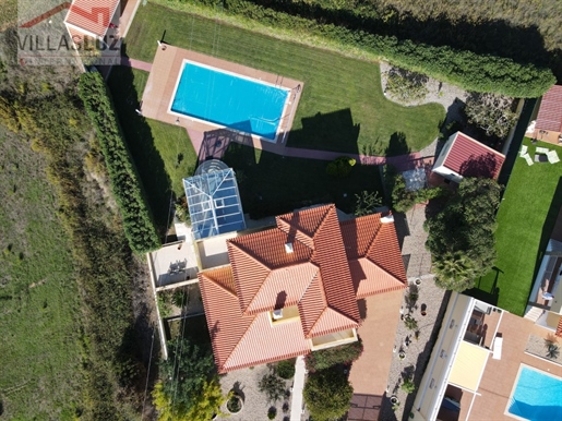 Villa proche de Lourinhã dans un havre de paix avec des vues à couper le souffle
