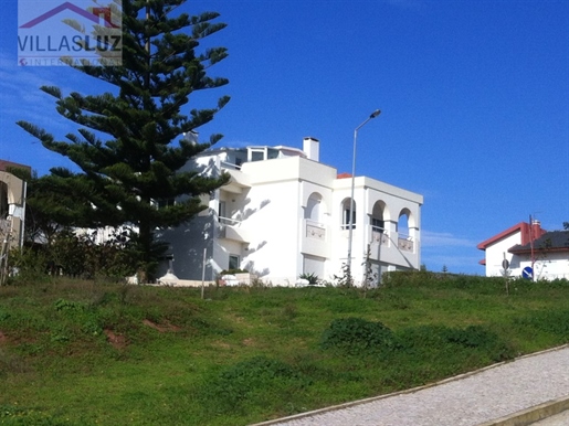 Belle villa en bord de mer à Peniche