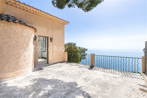 Villa with spectacular sea views in Eze Bord de Mer - Prime location near Monaco and Nice