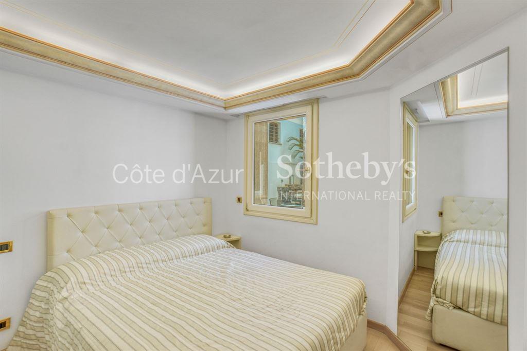 Compra: Apartamento (06310)