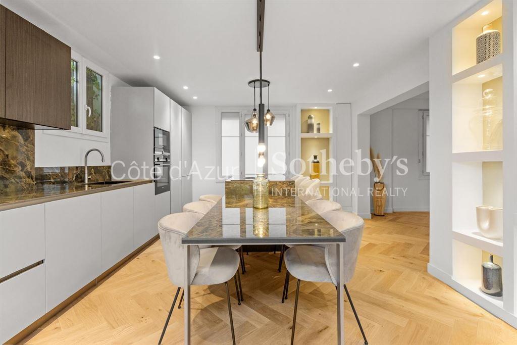 Renovated villa with garden and jacuzzi Montfleury, Cannes
