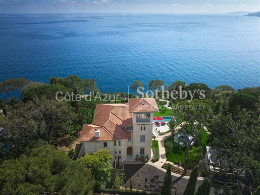 Villa St Tryphon: Exceptional Waterfront Property in Cap Martin
