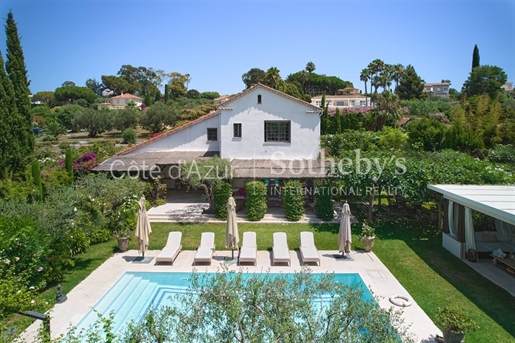 Cap d'Antibes - Villa within walking distance to the beaches - West side