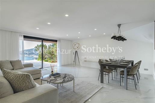 Villefranche-Sur-Mer - Duplex 3 beds apartment with sea view - luxury residence with pool