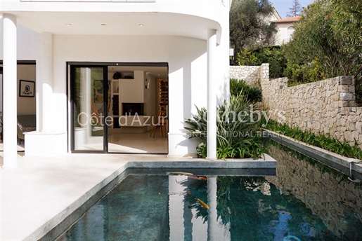 Exclusive : Unique Art Deco villa with pool in the heart of Cimiez, Nice