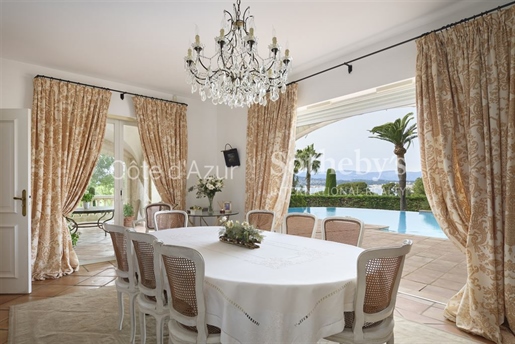 Luxurious provençal estate in prime location near Hôtel du Cap d'Antibes, sea view