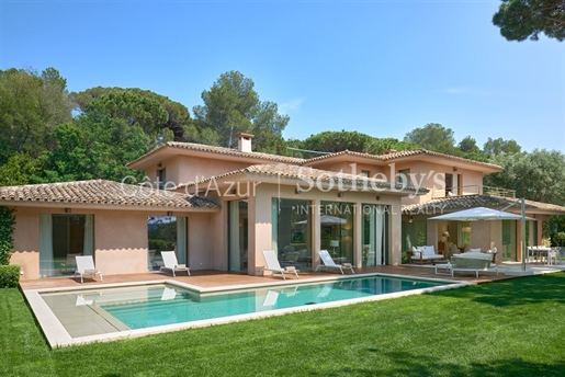 Luxuriöse Villa mit Blick auf das Meer - Les Parcs de Saint Tropez.