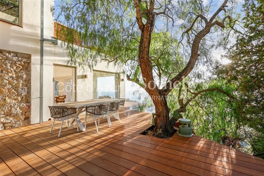 Dream Villa in Roquebrune Cap Martin: Sea Views, Luxury, and Design Near Monaco