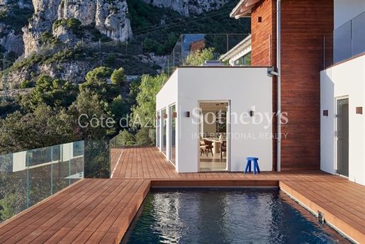 Villa de rêve à Roquebrune Cap Martin: vue mer, luxe et design à