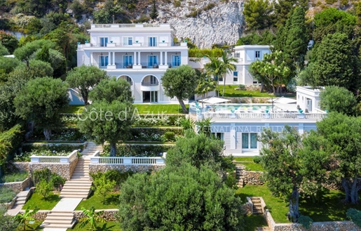 Prestigious 'Belle-Époque' property with sea views near Monaco