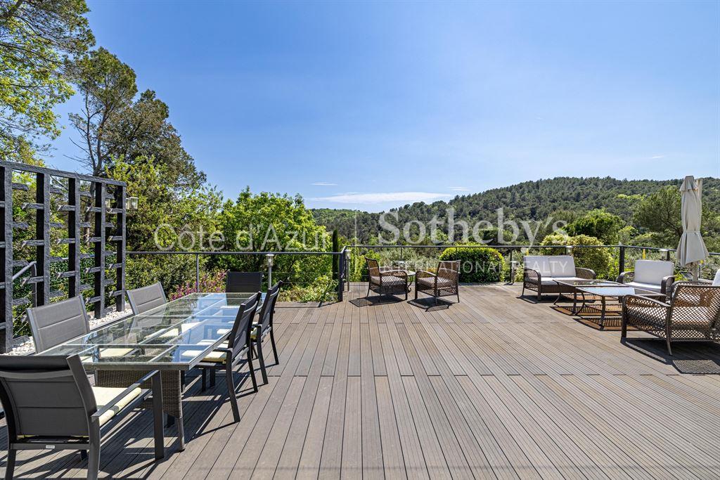 Valbonne high-end property with Spa, cinema, and independent guest house