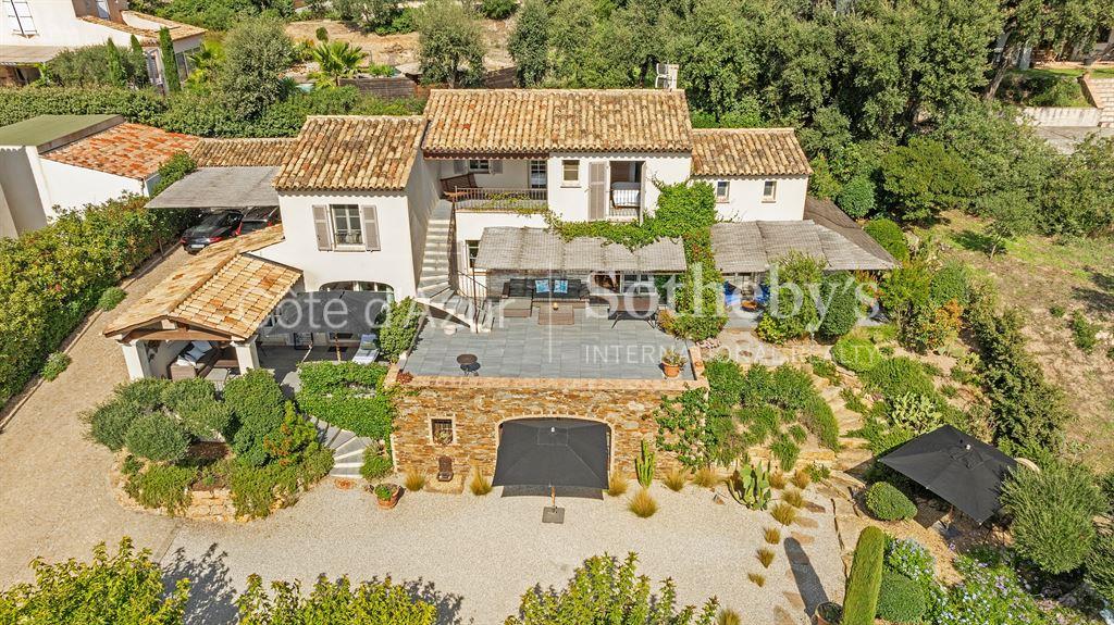 Charming provençal bastide for sale in le Plan de la Tour near St-Tropez and Ste-Maxime