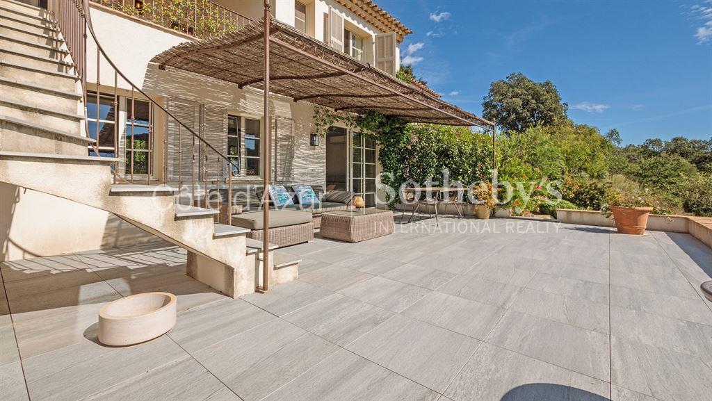 Charming provençal bastide for sale in le Plan de la Tour near St-Tropez and Ste-Maxime