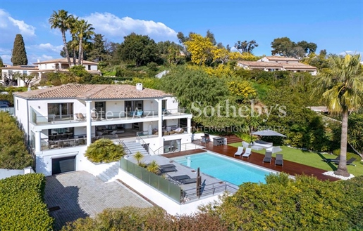 Uitzonderlijke villa in Antibes: panoramisch zeezicht, privé domein