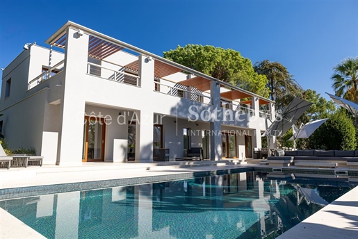 Magnifique villa contemporaine sur la Presqu'île du Cap-Ferrat -