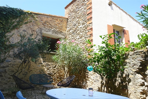 Stone house for sale in Villelongue dels Monts