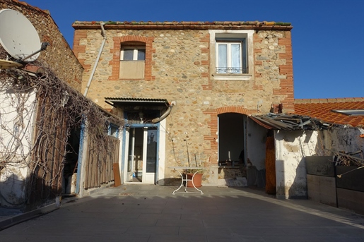 Stone property for sale in Passa