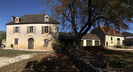 North Lot, typical Causse mansion with many outbuildings