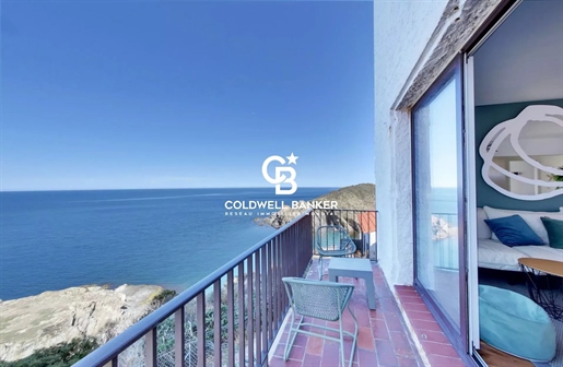 ? Dream Beachfront House with Stunning Mediterranean View ?